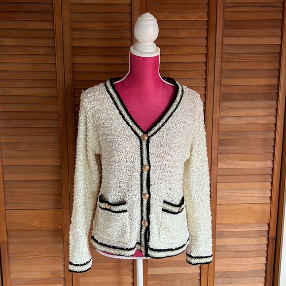 Sioni | Sweaters | Sioni Sweater With Gold Buttons And Gold And Black Trim  Nwt Size M | Poshmark